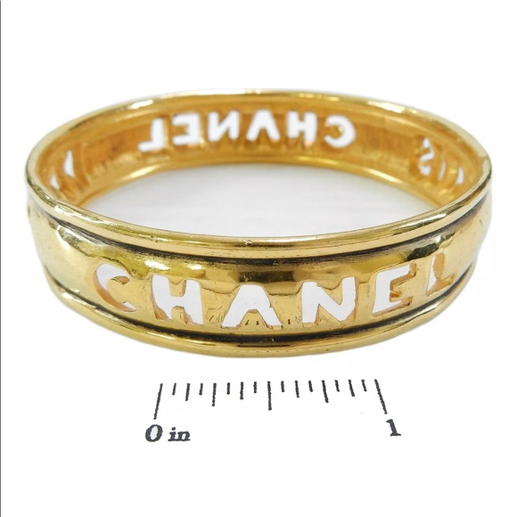 Chanel vintage Paris bangle bracelet one piece - Picture 6 of 6